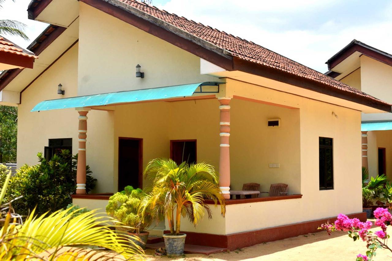 Yaswi Guest House Passikudah Exterior foto